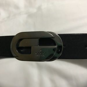 GUCCI belt, women’s black with silver buckle